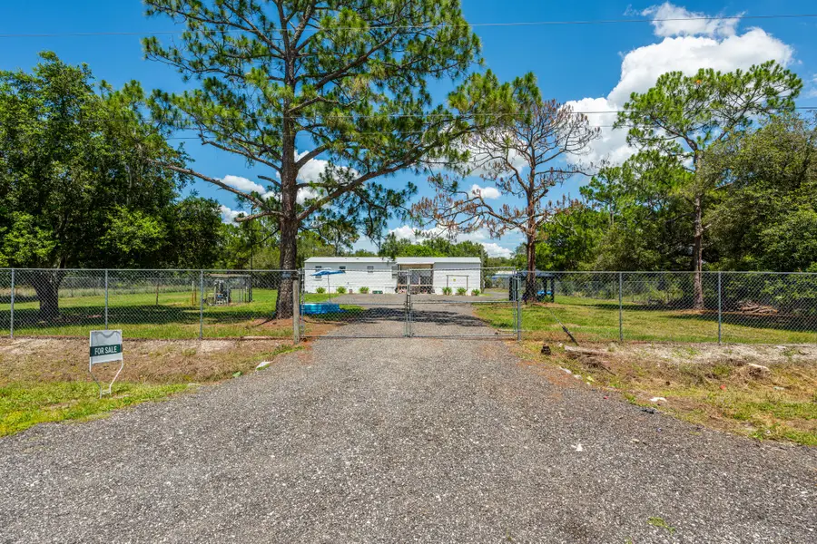 625 N Verda Street, Clewiston, FL 33440 - #3