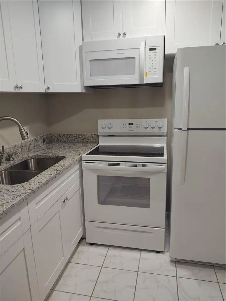 16 Keswick A #16, Deerfield Beach, FL 33442 - #2