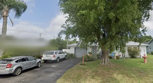 4469 Brandon Drive, Delray Beach, FL 33445