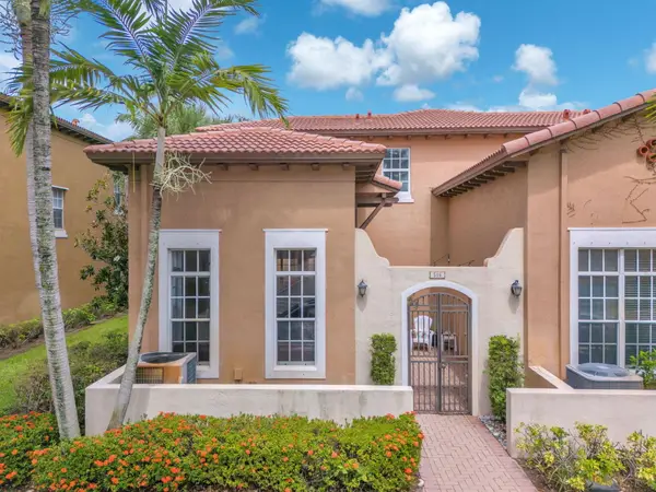 516 SW 147th Terrace #4-43, Pembroke Pines, FL 33027