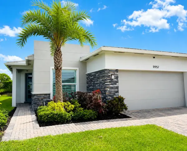 11957 SW Lyra Drive, Port St Lucie, FL 34987