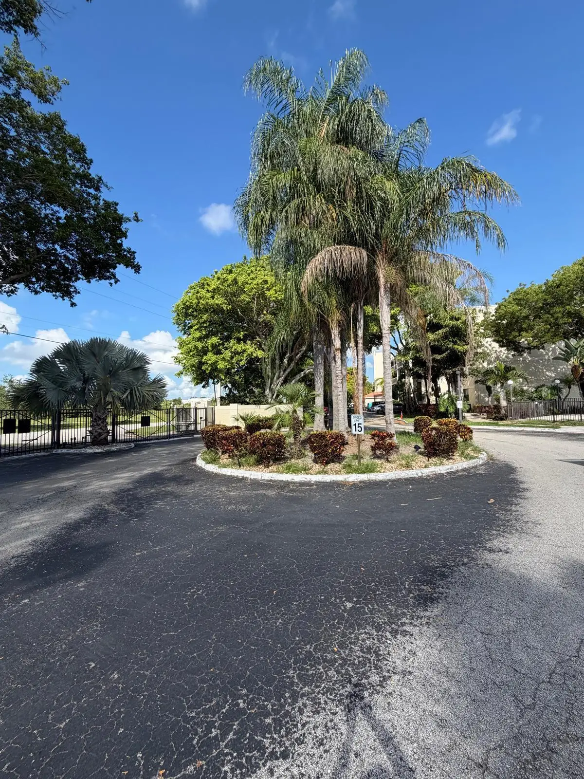 118 Lake Emerald Drive #107, Oakland Park, FL 33309 - #1