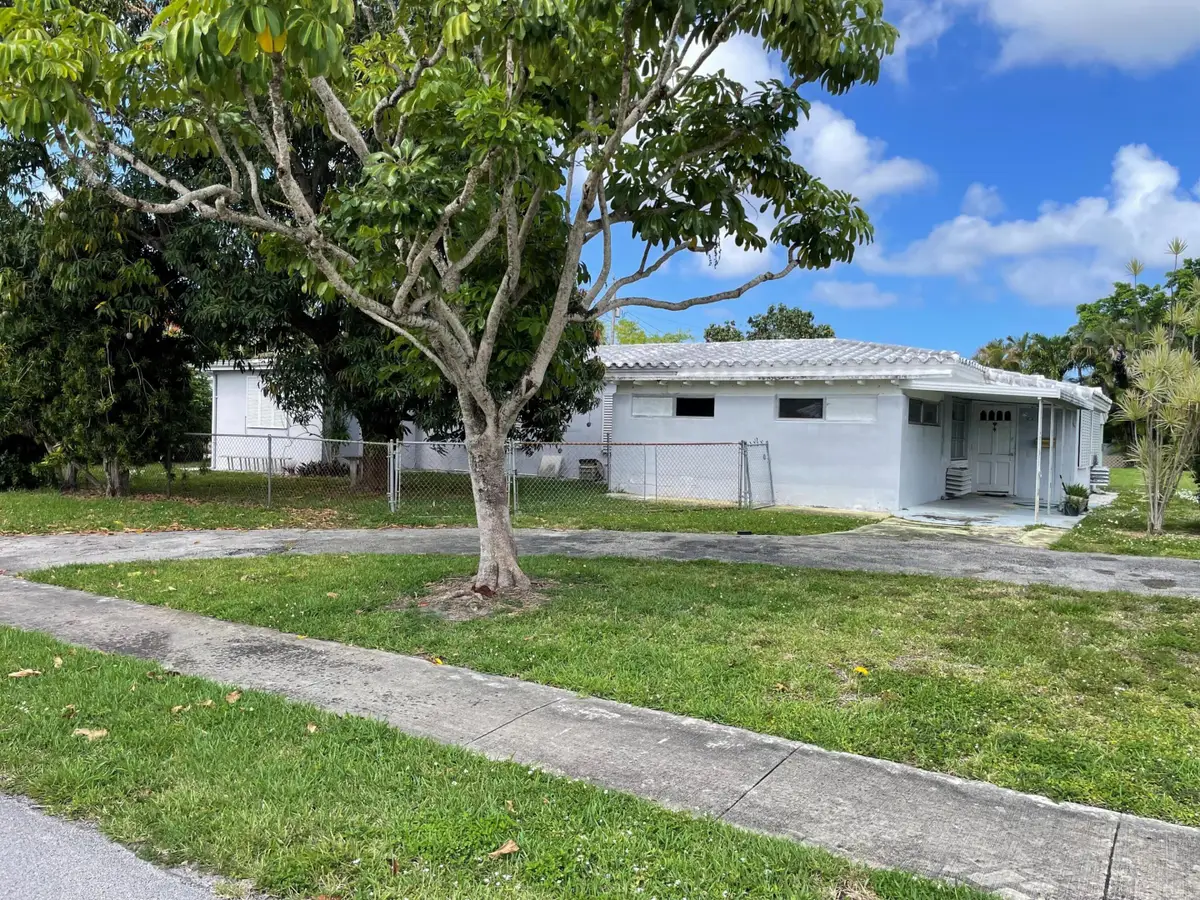 1301 NE 180th Street, North Miami Beach, FL 33162 - #1