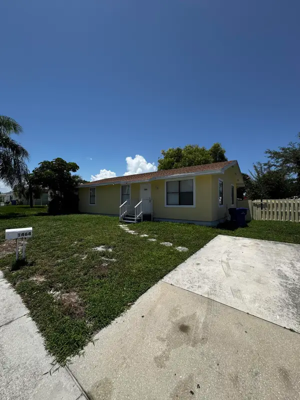 1464 W 32nd Street, Riviera Beach, FL 33404