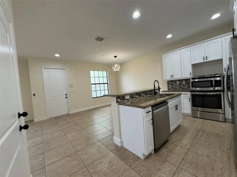 749 SW 3rd Avenue, Pompano Beach, FL 33060 - #2