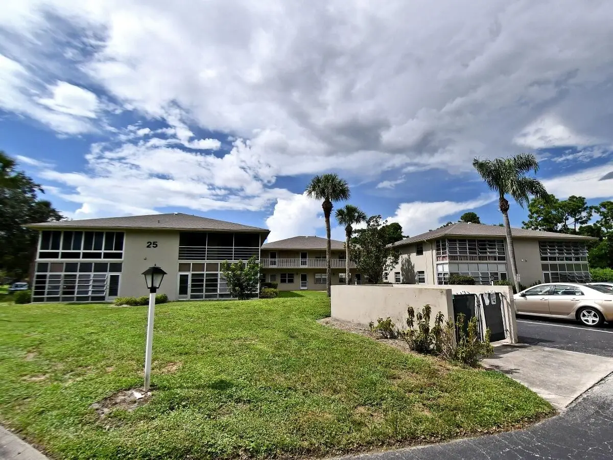 25 Lake Vista Trail #Unit 106, Port Saint Lucie, FL 34952 - #1