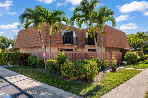 2937 SW 11th Place N, Deerfield Beach, FL 33442