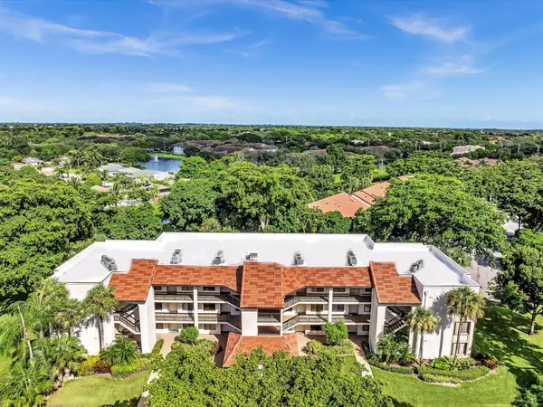 10143 Mangrove Drive #203, Boynton Beach, FL 33437