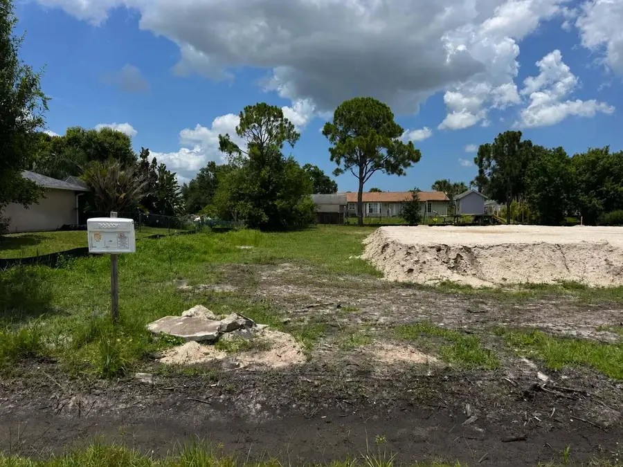 9036 86th Street, Vero Beach, FL 32967 - #2