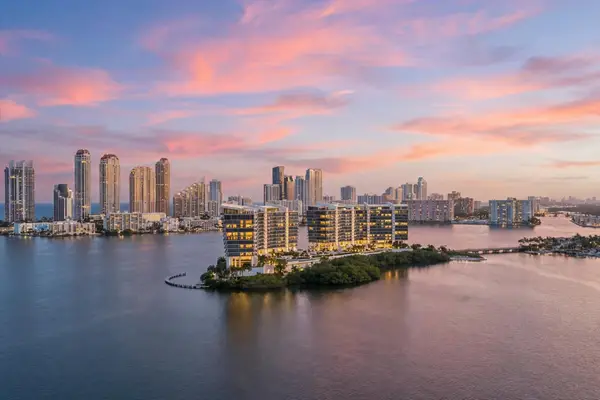 3370 SW Hidden Bay Drive #2409, Aventura, FL 33180