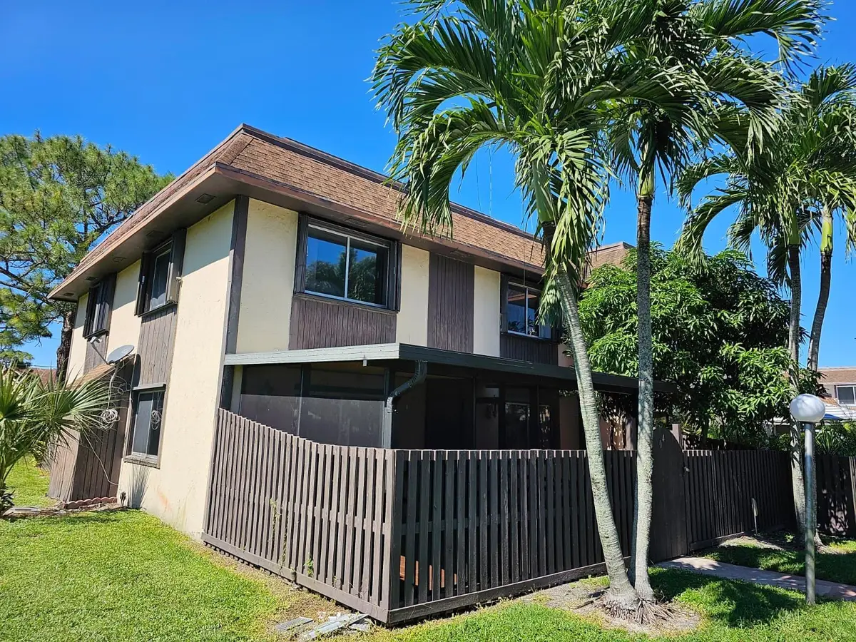 2148 Sherwood Forest Boulevard #4, West Palm Beach, FL 33415 - #1