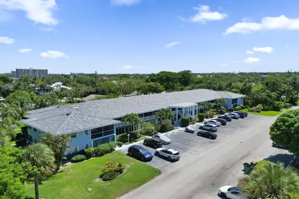 2734 NE 27th Court #17, Lighthouse Point, FL 33064