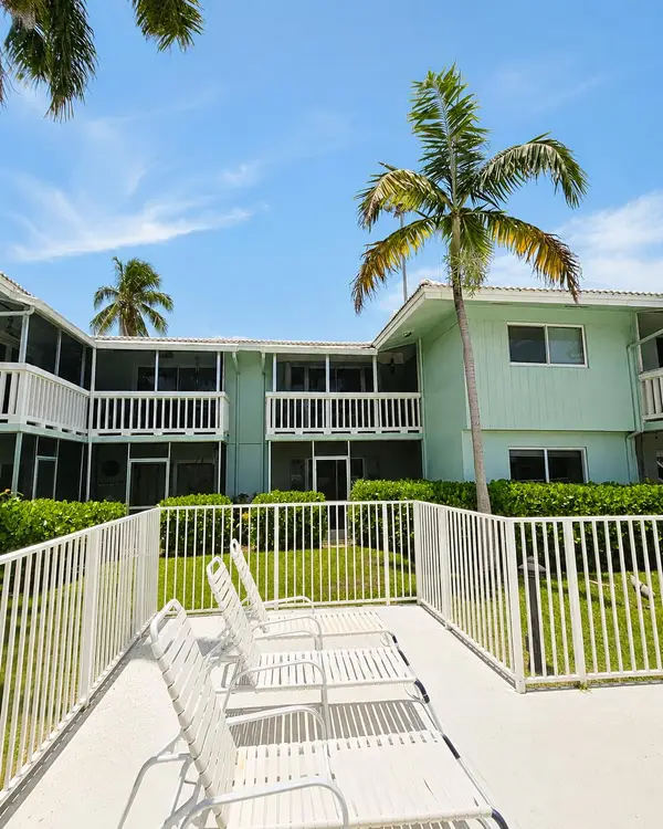 322 N Federal Highway #239, Deerfield Beach, FL 33441
