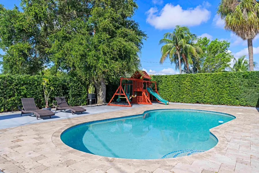 300 SE 8th Court, Pompano Beach, FL 33060 - #2