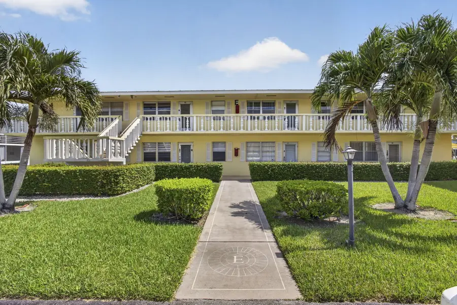 111 Sheffield E, West Palm Beach, FL 33417 - #2