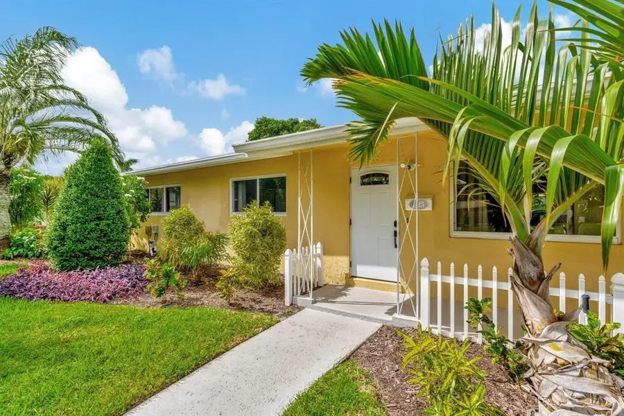 925 NE 25th Avenue, Pompano Beach, FL 33062 - #2