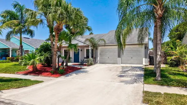 7955 Ridgewood Drive, Lake Worth, FL 33467