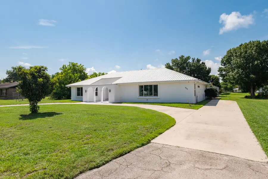 312 De Soto Avenue, Clewiston, FL 33440 - #2