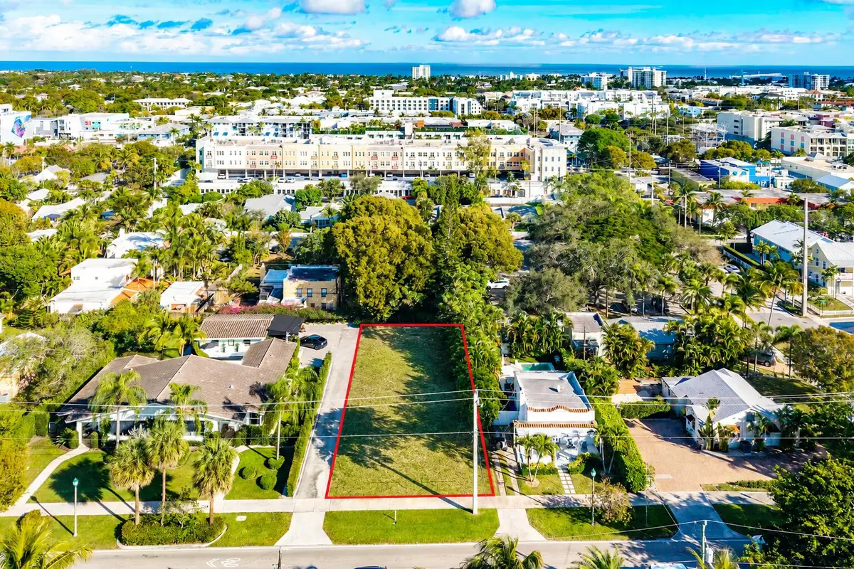 215 N Swinton Avenue, Delray Beach, FL 33444 - #1