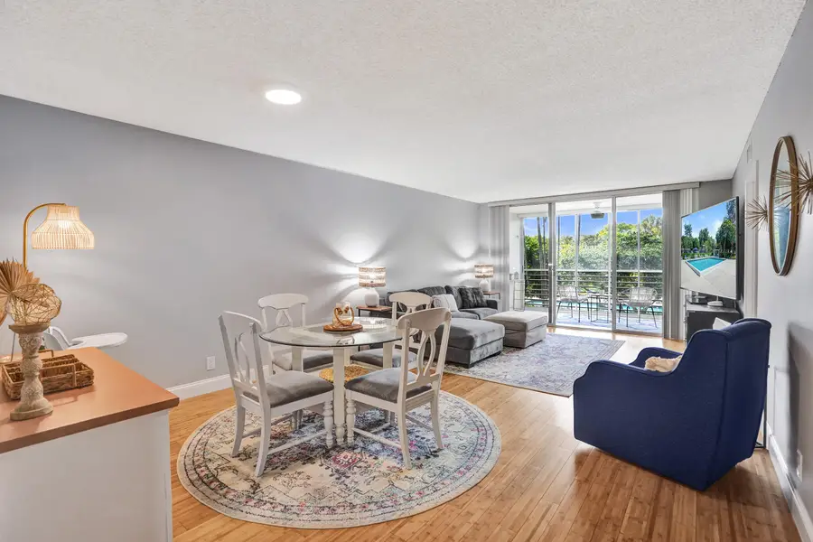 4200 Oaks Terrace #203, Pompano Beach, FL 33069 - #3