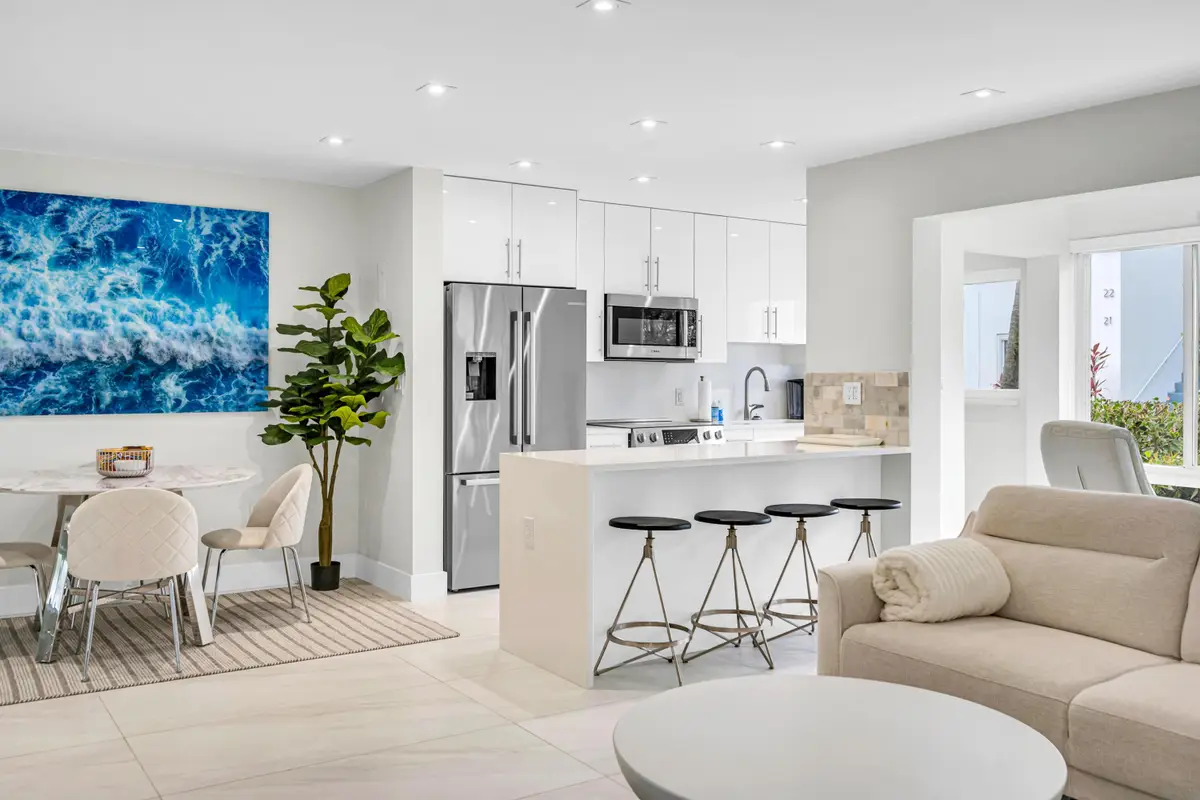 425 Bayshore Drive #15, Fort Lauderdale, FL 33304 - #1