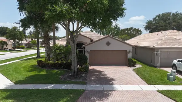 8046 Florenza Drive, Boynton Beach, FL 33472