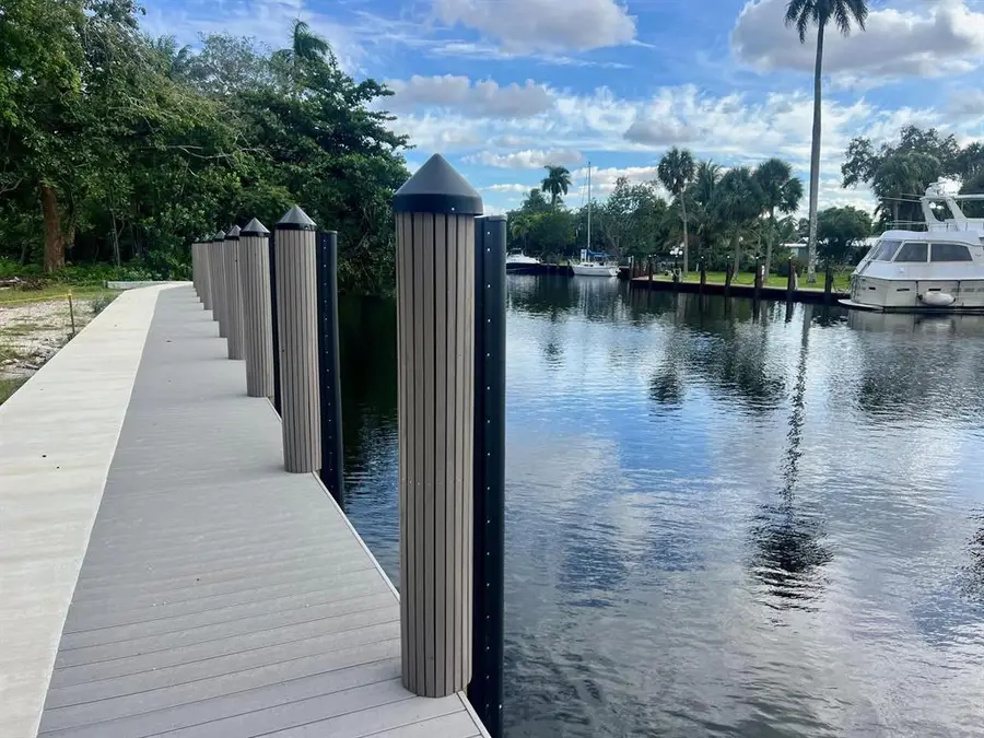 333 SW 14th Way, Fort Lauderdale, FL 33312 - #2