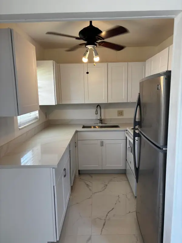 204 Salisbury I #204, West Palm Beach, FL 33417