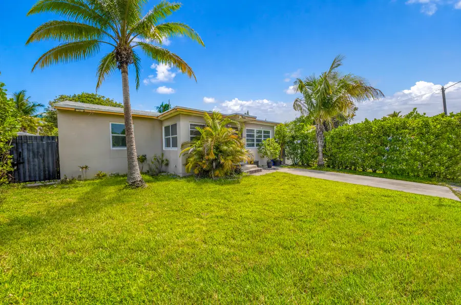 2326 Harding Street #2326, Hollywood, FL 33020 - #3