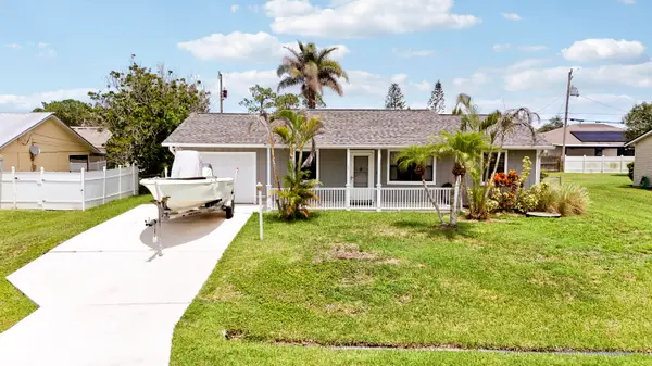2889 SW Vittorio Street, Port St Lucie, FL 34953