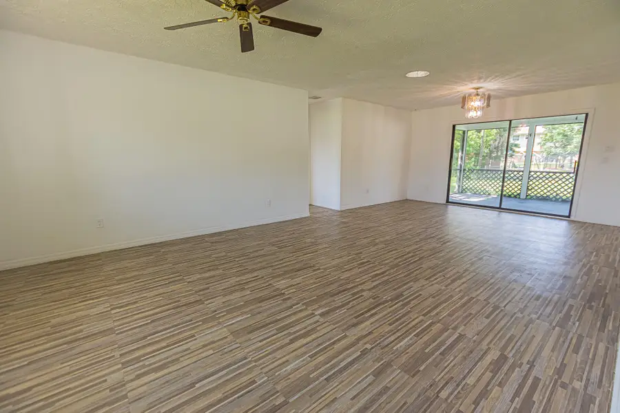 922 SE Thornhill Drive, Port Saint Lucie, FL 34983 - #2