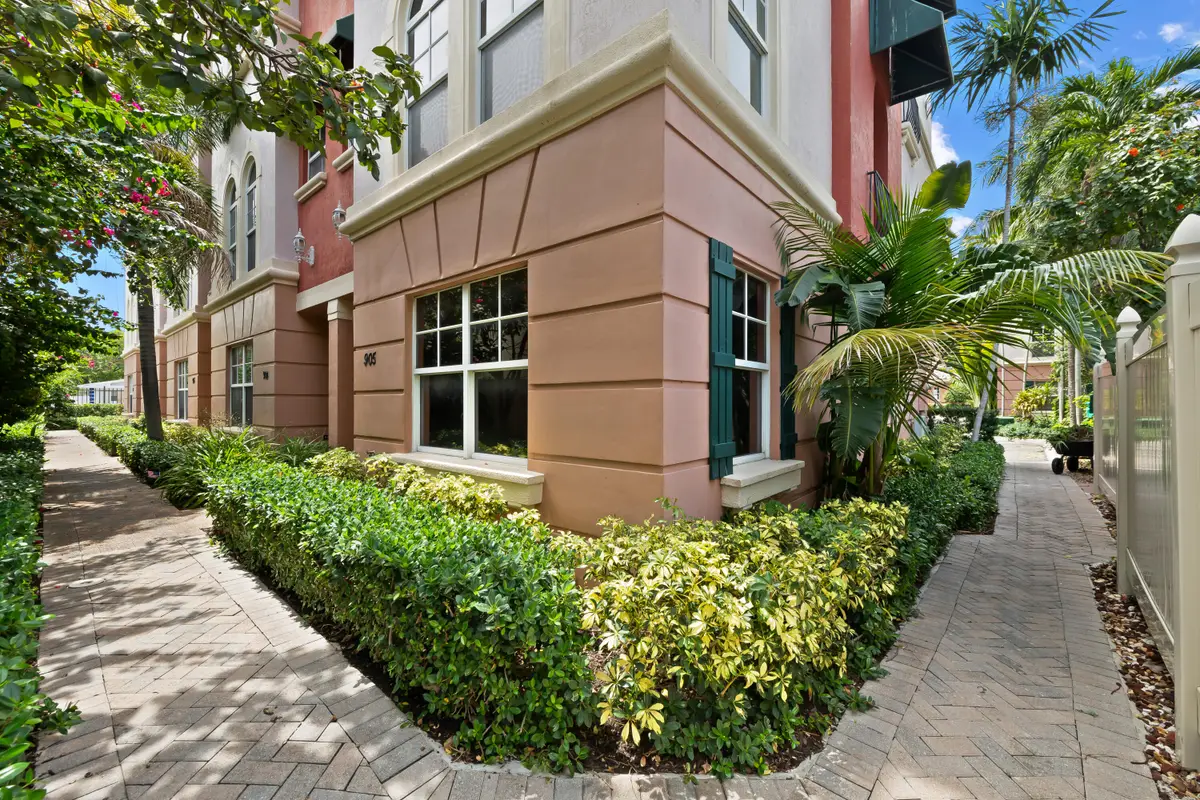 1033 NE 17th Way #905, Fort Lauderdale, FL 33304 - #1