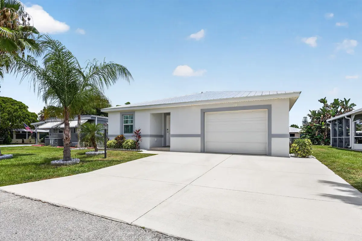 38 Spanish Way, Port Saint Lucie, FL 34952 - #1