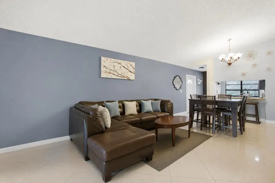 1470 Summit Run Circle, West Palm Beach, FL 33415 - #2