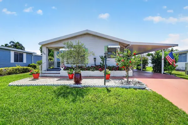 733 Sunny S Avenue, Boynton Beach, FL 33436