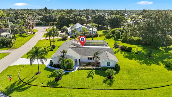 2001 SE Allamanda Drive, Port St Lucie, FL 34952