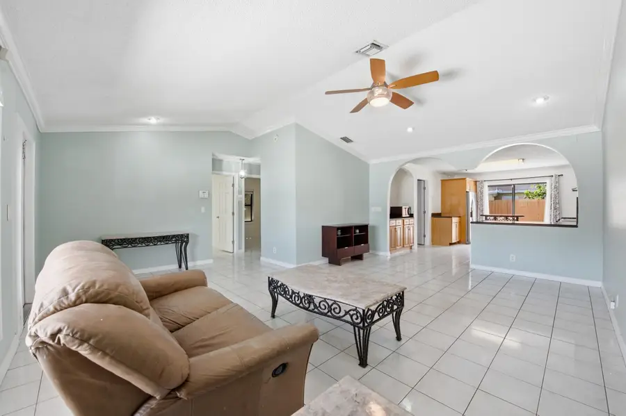 5814 Ithaca Circle E, Lake Worth, FL 33463 - #3