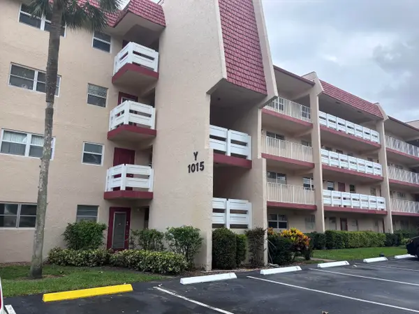 1015 Country Club Drive #205, Margate, FL 33063