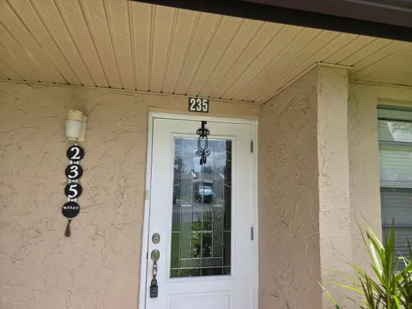 235 Lake Meryl Drive #235, West Palm Beach, FL 33411