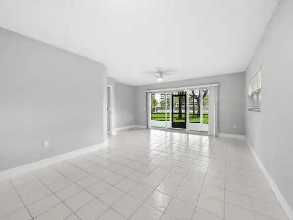 550 SW 137 Avenue #L114, Pembroke Pines, FL 33027