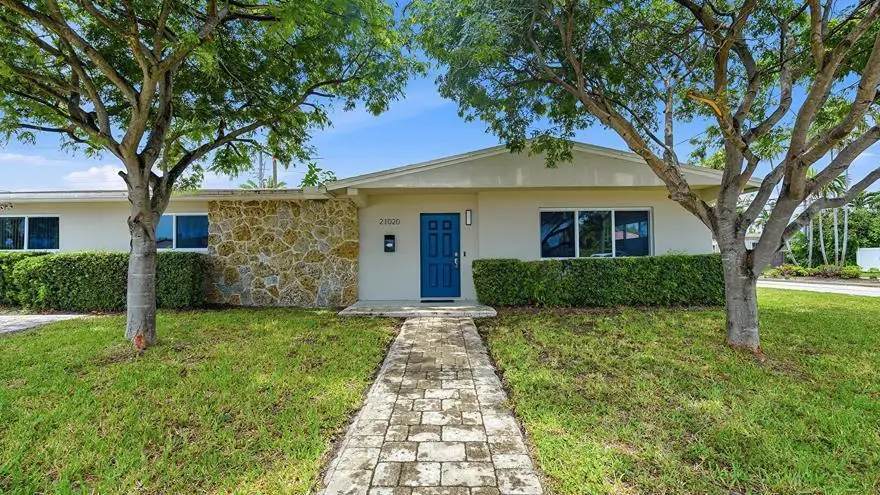 21020 Highland Lakes Boulevard, Miami, FL 33179 - #2