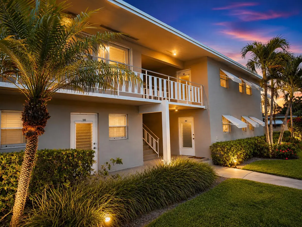 312 NE 17th Avenue #202, Boynton Beach, FL 33435 - #1