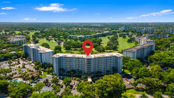 625 Oaks Drive #405, Pompano Beach, FL 33069