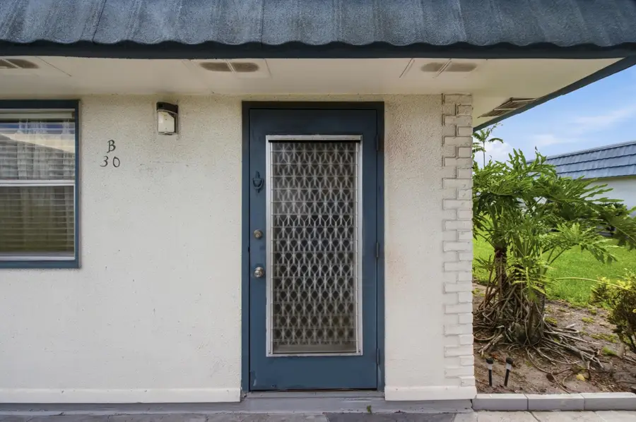 30 Waterford B, Delray Beach, FL 33446 - #3