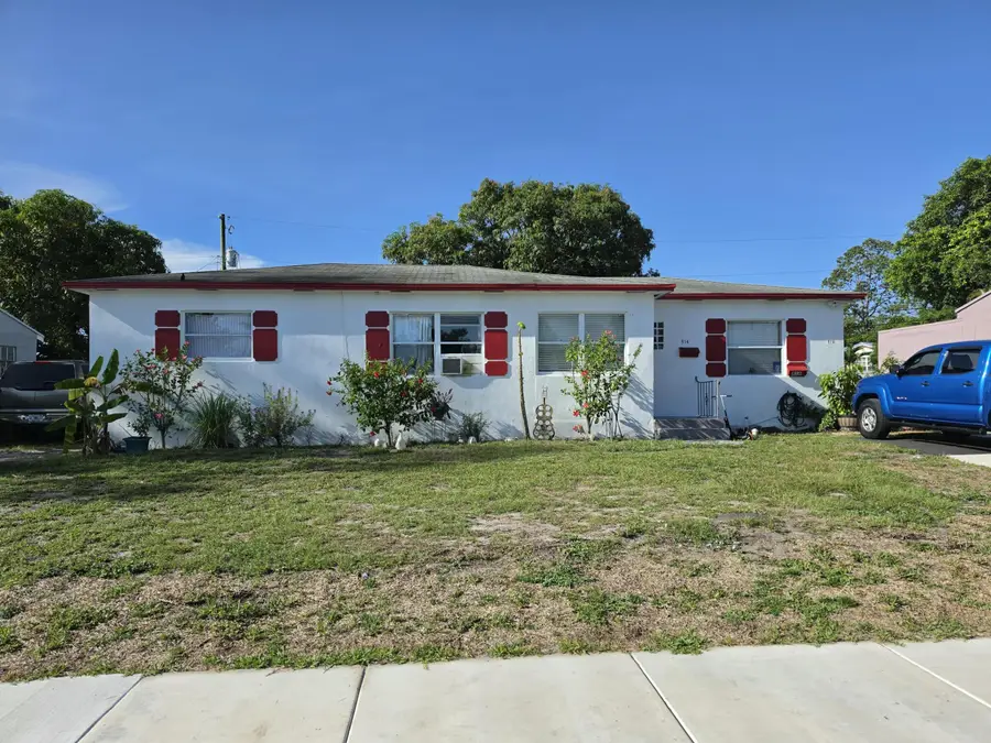 814 42nd Street, West Palm Beach, FL 33407 - #2
