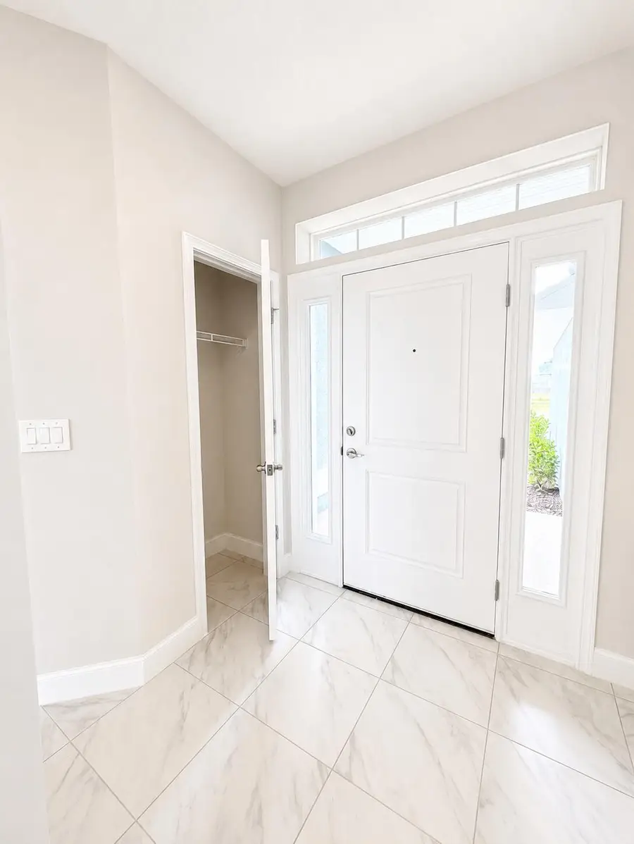 2801 E Louise Circle, Port Saint Lucie, FL 34953 - #3