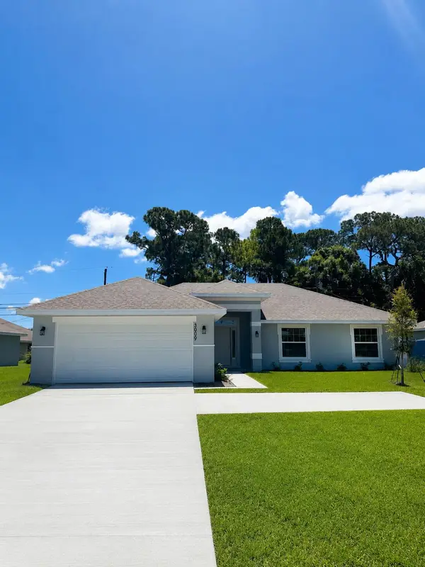 2822 SW Dinner Street #2822, Port St Lucie, FL 34953