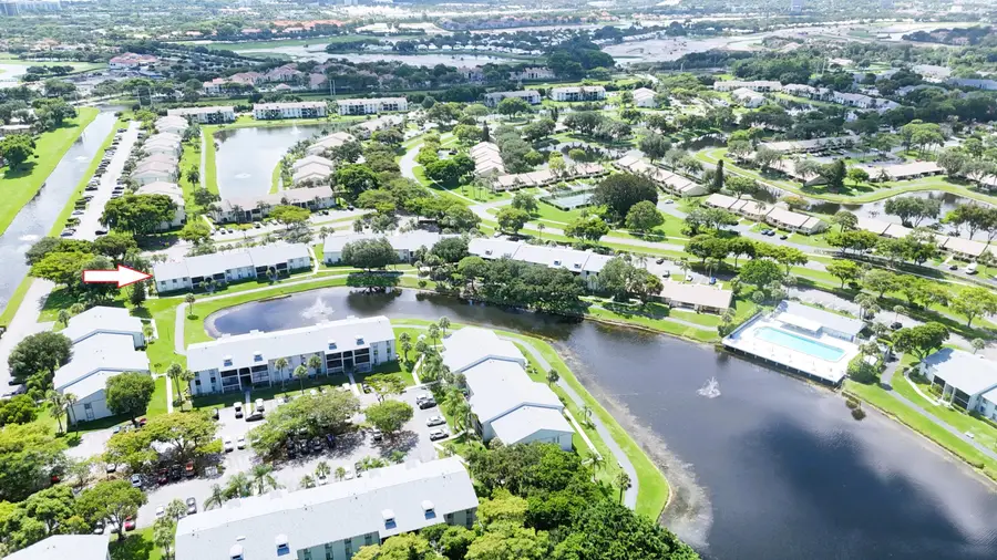 1013 Green Pine Boulevard #H2, West Palm Beach, FL 33409 - #3