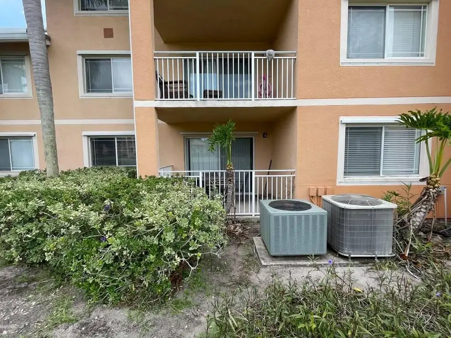 241 SW Palm Drive #106, Port Saint Lucie, FL 34986 - #3