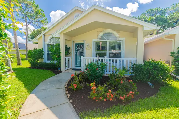 695 NW San Remo Circle, Port St Lucie, FL 34986